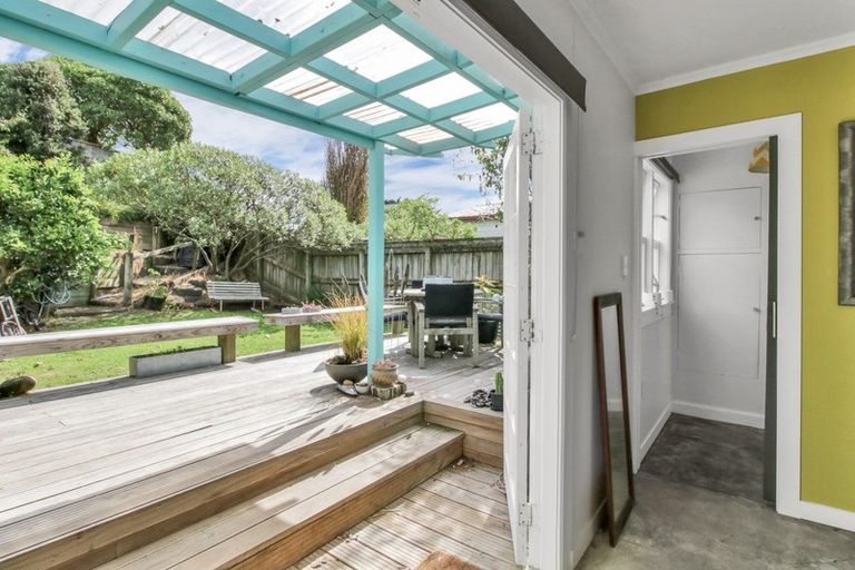 Photo of property in 4 Gloucester Street, Waitarere Beach, Levin, 5510