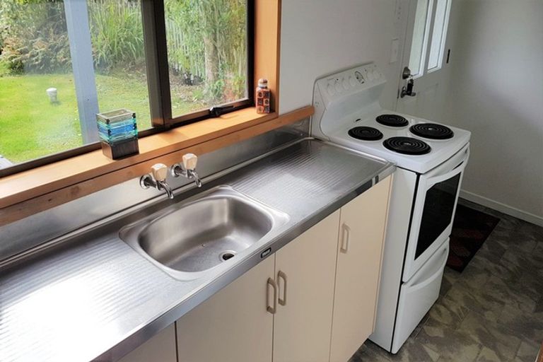 Photo of property in 61 Seddon Street, Kumara, 7832