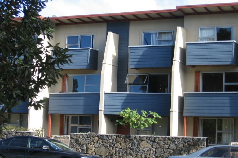 Photo of property in 7/3 Riverside Road, Orewa, 0931