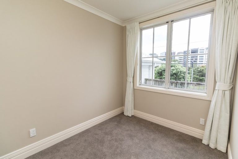 Photo of property in 156 Tinakori Road, Thorndon, Wellington, 6011