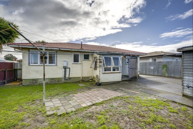 Photo of property in 19 Masefield Avenue, Maraenui, Napier, 4110