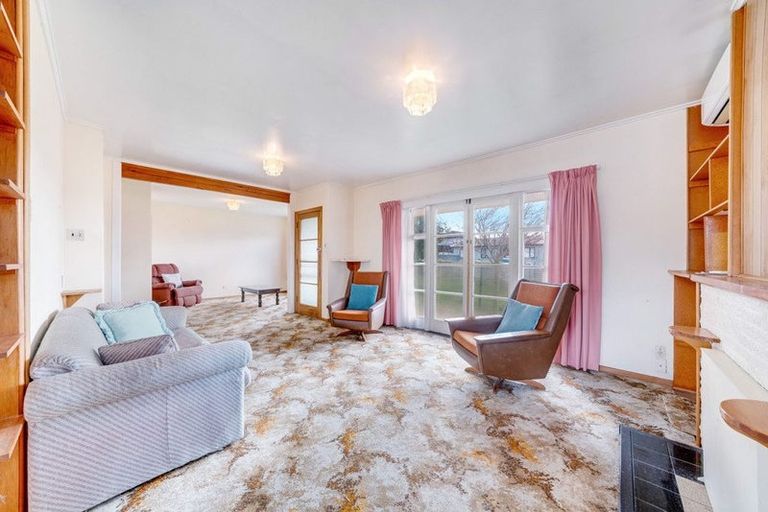 Photo of property in 24 Russell Avenue, Pukekohe, 2120