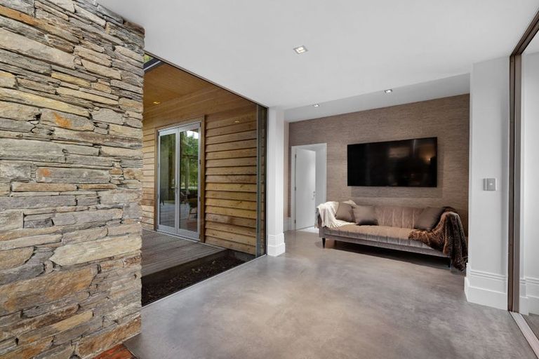 Photo of property in 59 Mountain View Road, Dalefield, Queenstown, 9371