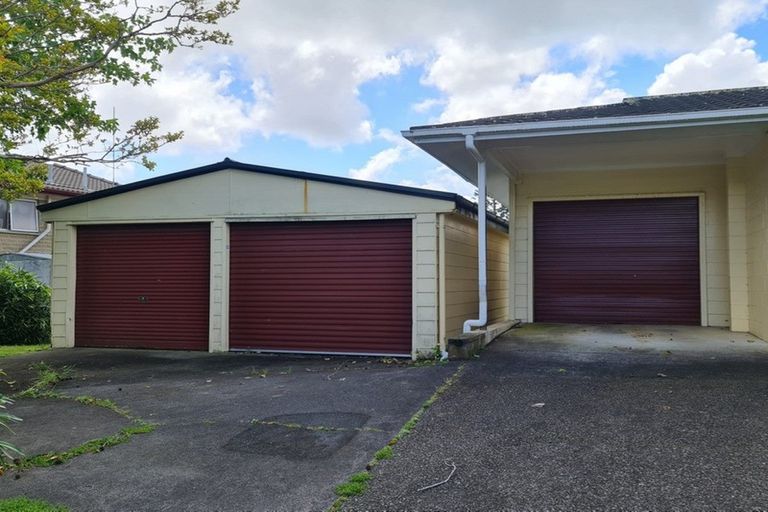 Photo of property in 107 Muir Avenue, Mangere Bridge, Auckland, 2022