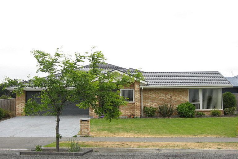 Photo of property in 21 Mahuri Street, Parklands, Christchurch, 8083