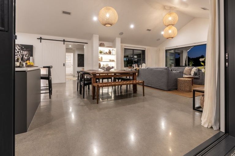 Photo of property in 25 Mike Smith Drive, Cambridge, 3434