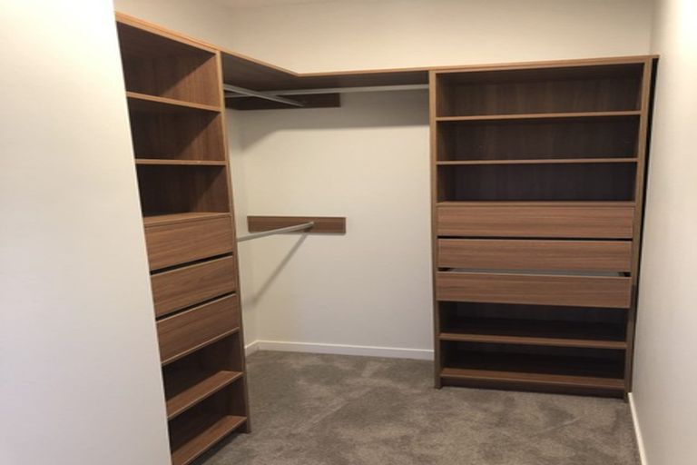 Photo of property in 41 Toanui Road, Hobsonville, Auckland, 0616