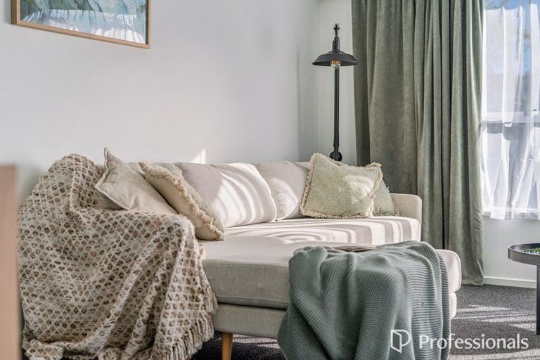 Photo of property in 178b Major Drive, Kelson, Lower Hutt, 5010