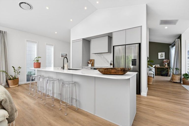 Photo of property in 38 Orchard Road, Greytown, 5712