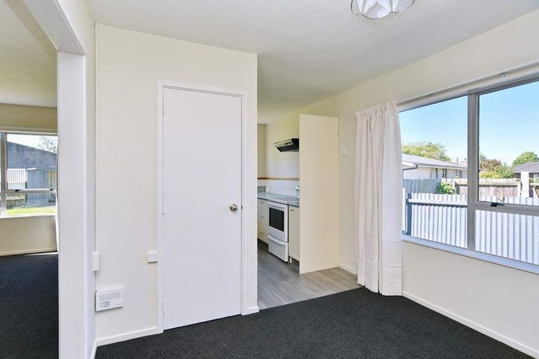 Photo of property in 69 Kowhai Avenue, Rangiora, 7400