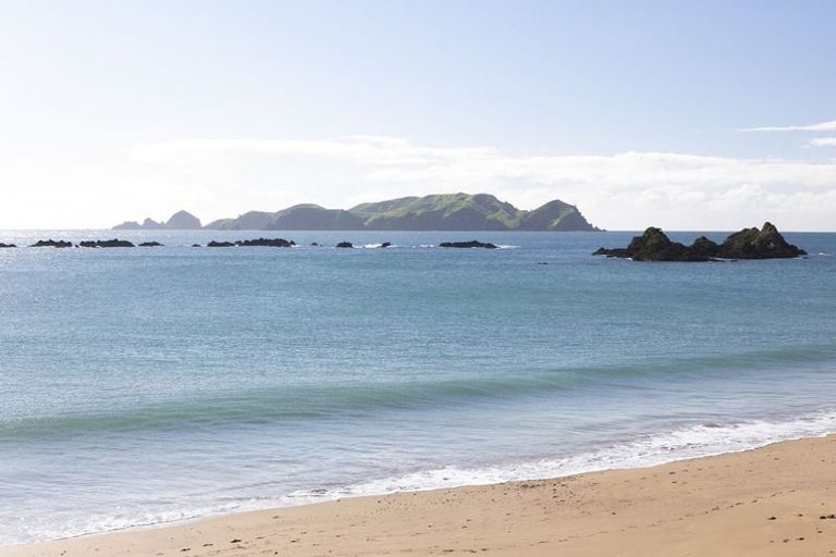 Photo of property in 39 Tauranga Bay Beach Road, Kaeo, 0478