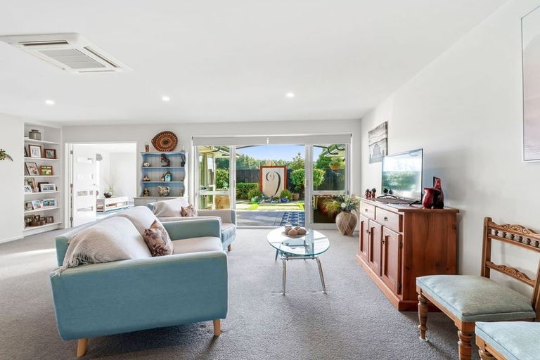 Photo of property in 16 Cassini Place, Leeston, 7632