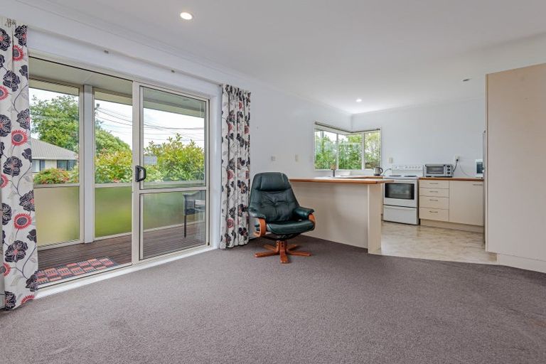 Photo of property in 7 Flint Street, Milson, Palmerston North, 4414