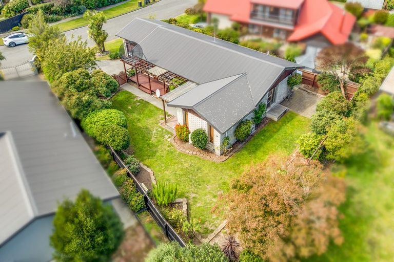 Photo of property in 17 Yellowstone Crescent, Burwood, Christchurch, 8083