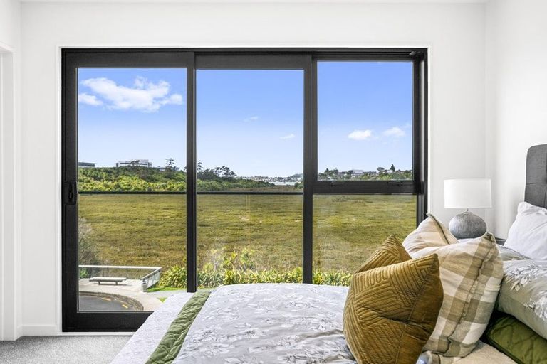 Photo of property in 33c Saint Peters Street, Northcote, Auckland, 0627