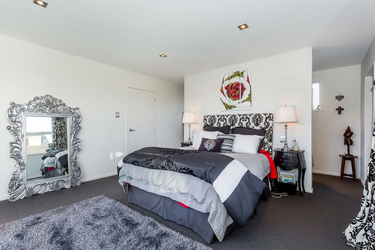 Photo of property in 30 Irwin Logan Drive, Mosgiel, 9024