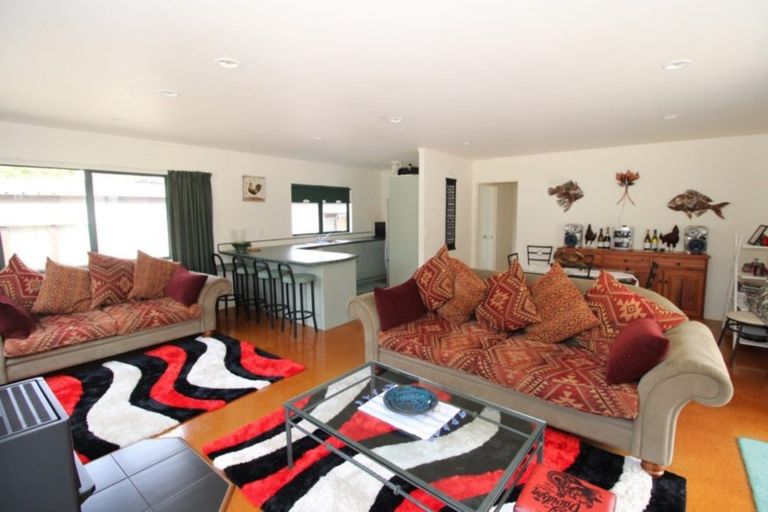 Photo of property in 220 Matarangi Drive, Matarangi, Whitianga, 3592