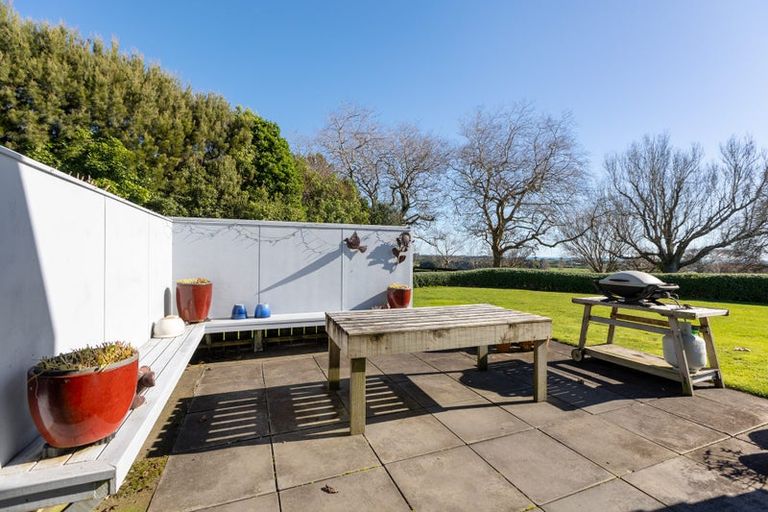 Photo of property in 172 Kaipikari Road Upper, Urenui, 4375