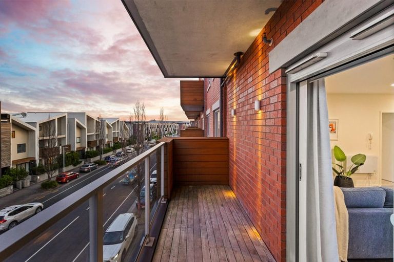 Photo of property in 203/160a Hobsonville Point Road, Hobsonville, Auckland, 0616