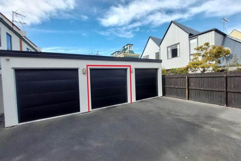 Photo of property in 2/14 Moa Place, Christchurch Central, Christchurch, 8013