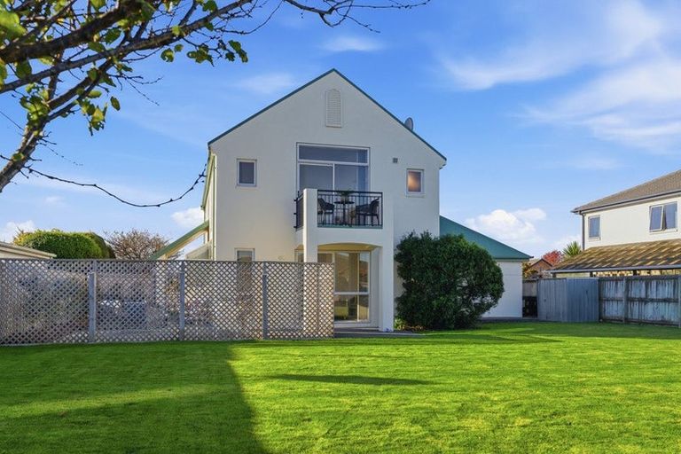 Photo of property in 49 Bibiana Street, Aidanfield, Christchurch, 8025