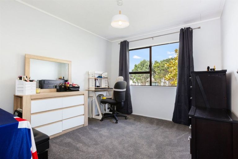 Photo of property in 209 Staithes Drive South, Whitby, Porirua, 5024