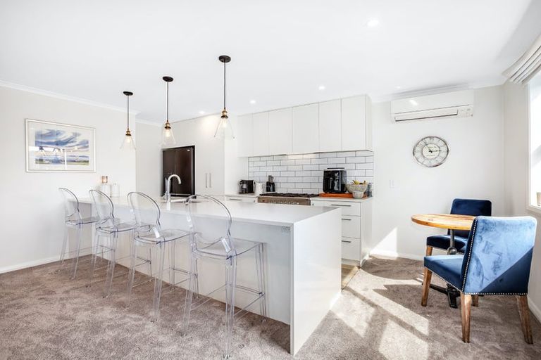 Photo of property in 5 Lucern Lane, Petone, Lower Hutt, 5012