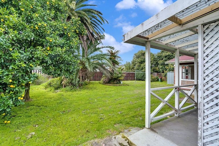 Photo of property in 152 Sandwich Road, St Andrews, Hamilton, 3200