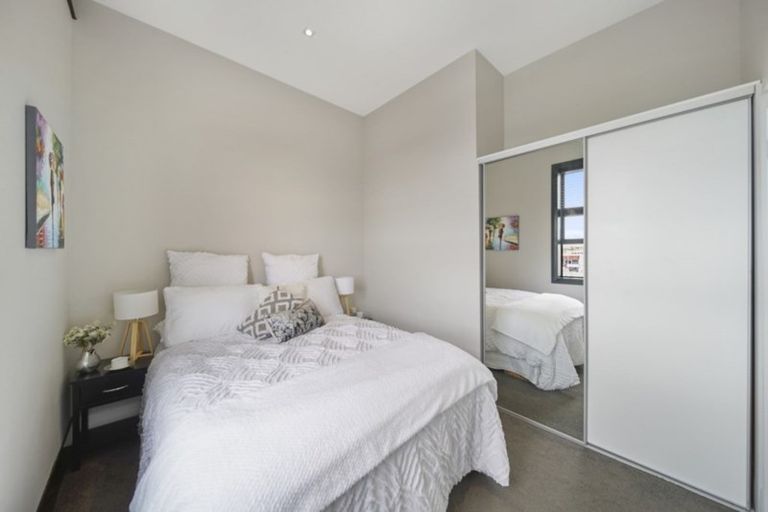 Photo of property in 7/143 Great South Road, Papakura, 2110