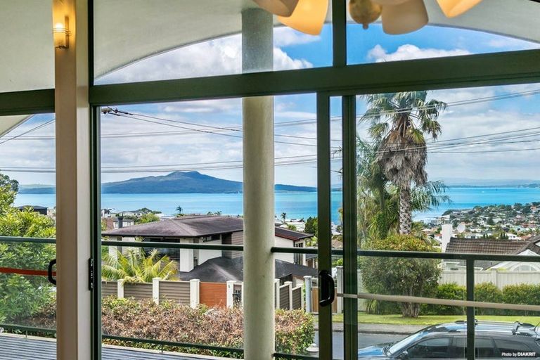 Photo of property in 2a Castor Bay Road, Castor Bay, Auckland, 0620