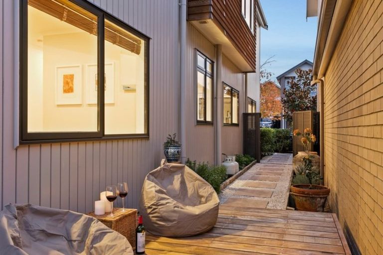 Photo of property in 11 Lester Street, Hobsonville, Auckland, 0616