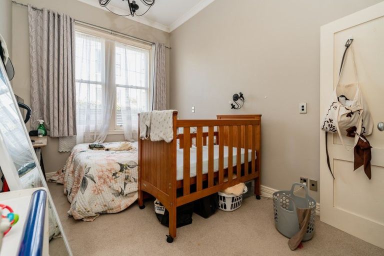 Photo of property in 41 Brougham Street, Mount Victoria, Wellington, 6011