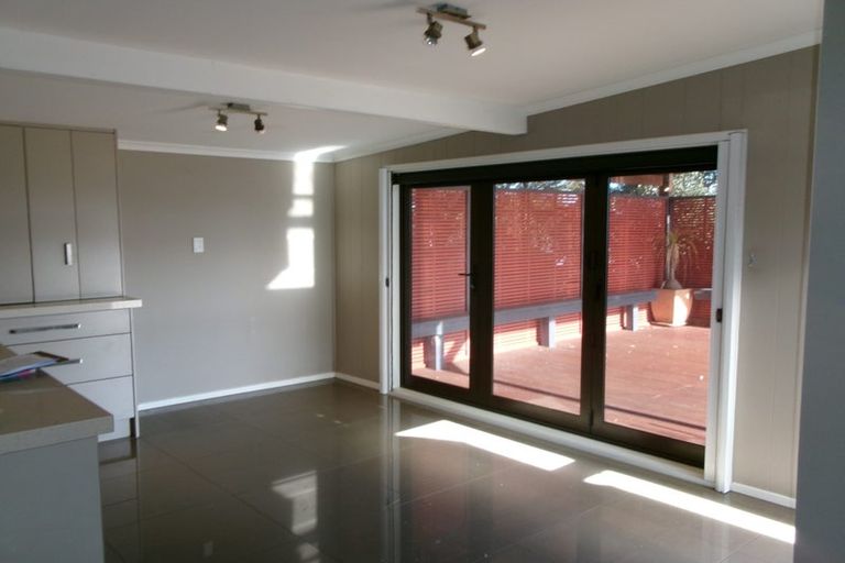 Photo of property in 4 First Avenue, Glenbrook, Waiuku, 2681