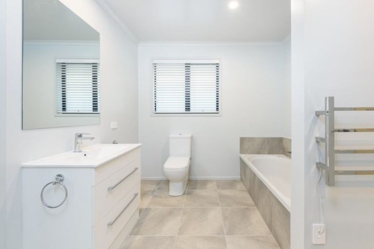 Photo of property in 75a James Cook Drive, Welcome Bay, Tauranga, 3112