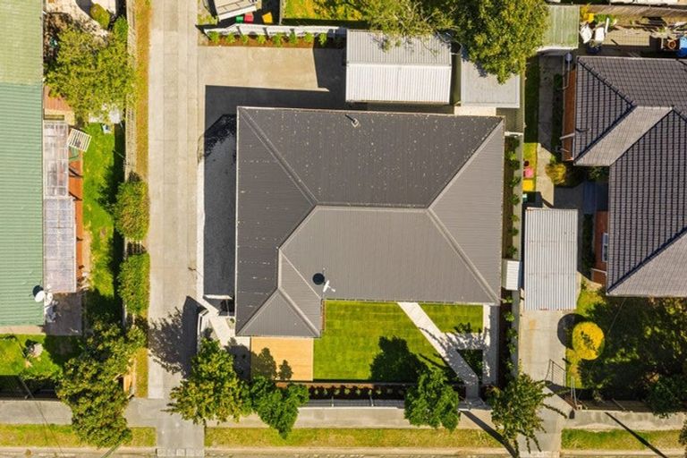 Photo of property in 1/28a Garvins Road, Hornby, Christchurch, 8042