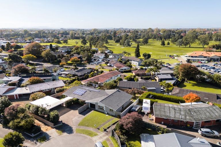 Photo of property in 7 Glading Place, St Andrews, Hamilton, 3200