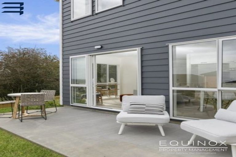 Photo of property in 124 Joseph Street, Flat Bush, Auckland, 2019