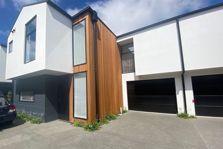 Photo of property in 4/45 Maxwell Street, Riccarton, Christchurch, 8041