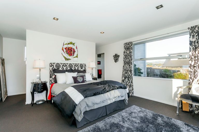 Photo of property in 30 Irwin Logan Drive, Mosgiel, 9024
