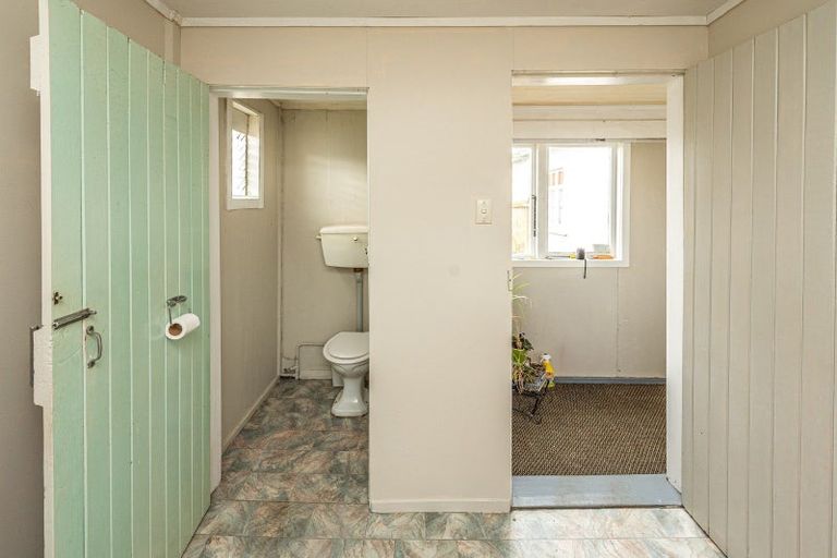 Photo of property in 8 Fox Road, Springvale, Whanganui, 4501