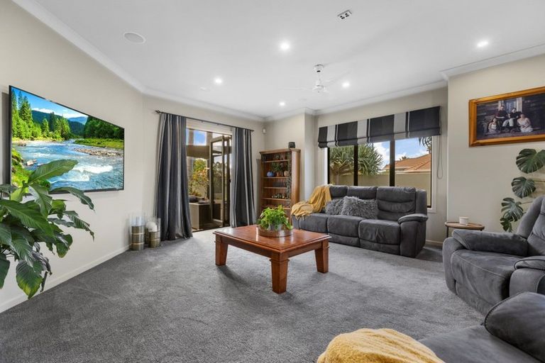 Photo of property in 2 Santa Monica Drive, Papamoa Beach, Papamoa, 3118
