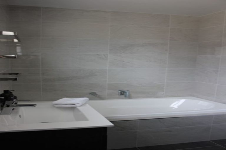 Photo of property in 16 Myland Drive, Hobsonville, Auckland, 0616