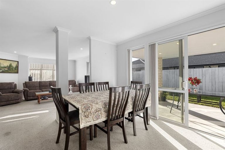 Photo of property in 45 Rainey Crescent, Papamoa Beach, Papamoa, 3118