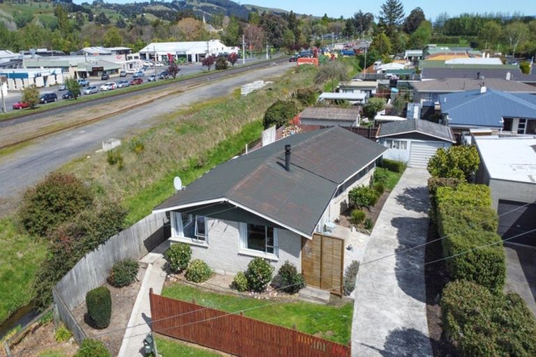 Photo of property in 1 Ashton Street, Mosgiel, 9024