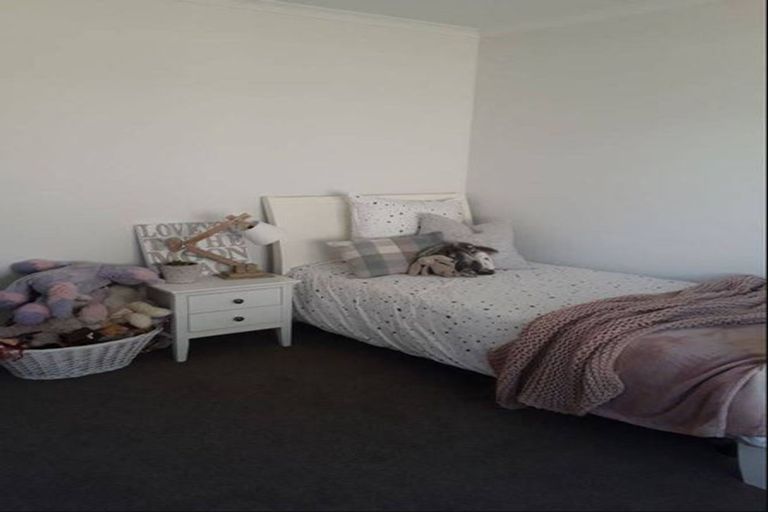 Photo of property in 6 Richards Street, Cambridge, 3434