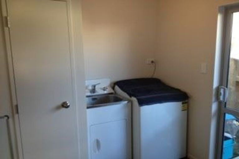 Photo of property in 17a Moffitt Place, Mangere East, Auckland, 2024