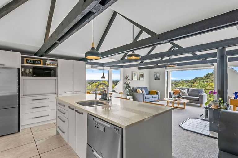 Photo of property in 1/33a Hackthorne Road, Cashmere, Christchurch, 8022