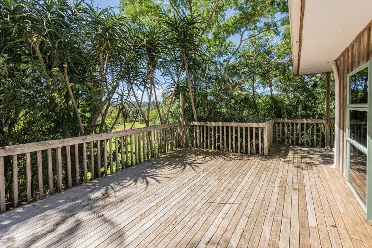 Photo of property in 329 Beach Road, Onerahi, Whangarei, 0110