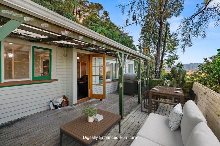 Photo of property in 2 Gurney Road, Kelson, Lower Hutt, 5010