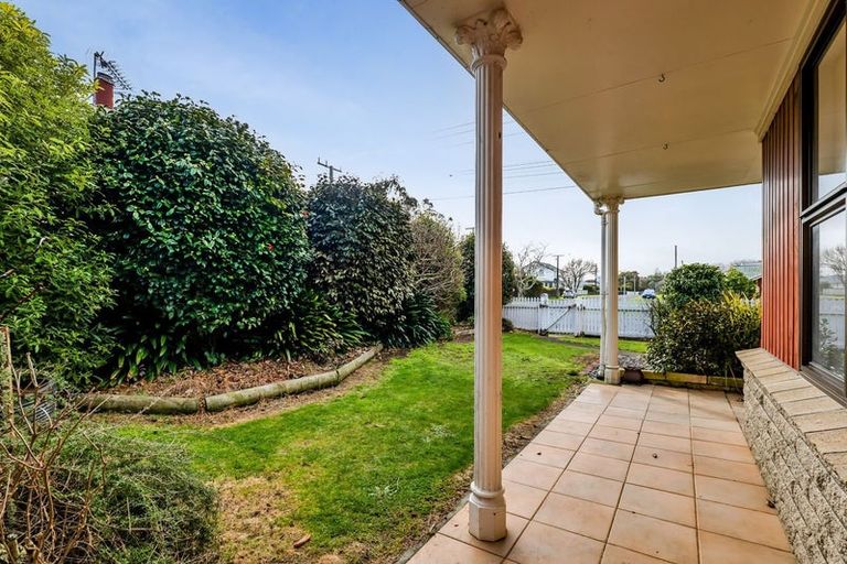 Photo of property in 21 High Street, Hawera, 4610